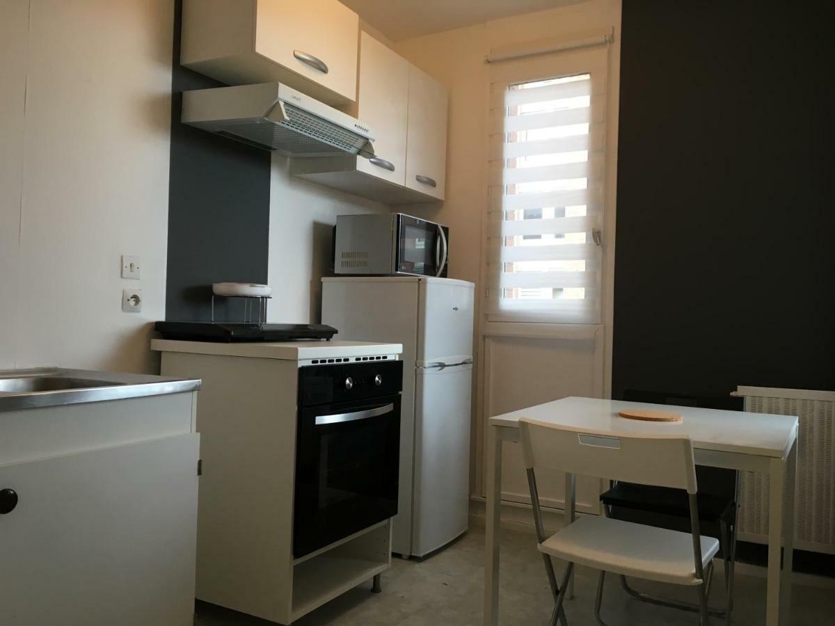 Studio Proche Du Vieux Lille Avec Place De Parking La Madeleine  Exteriör bild